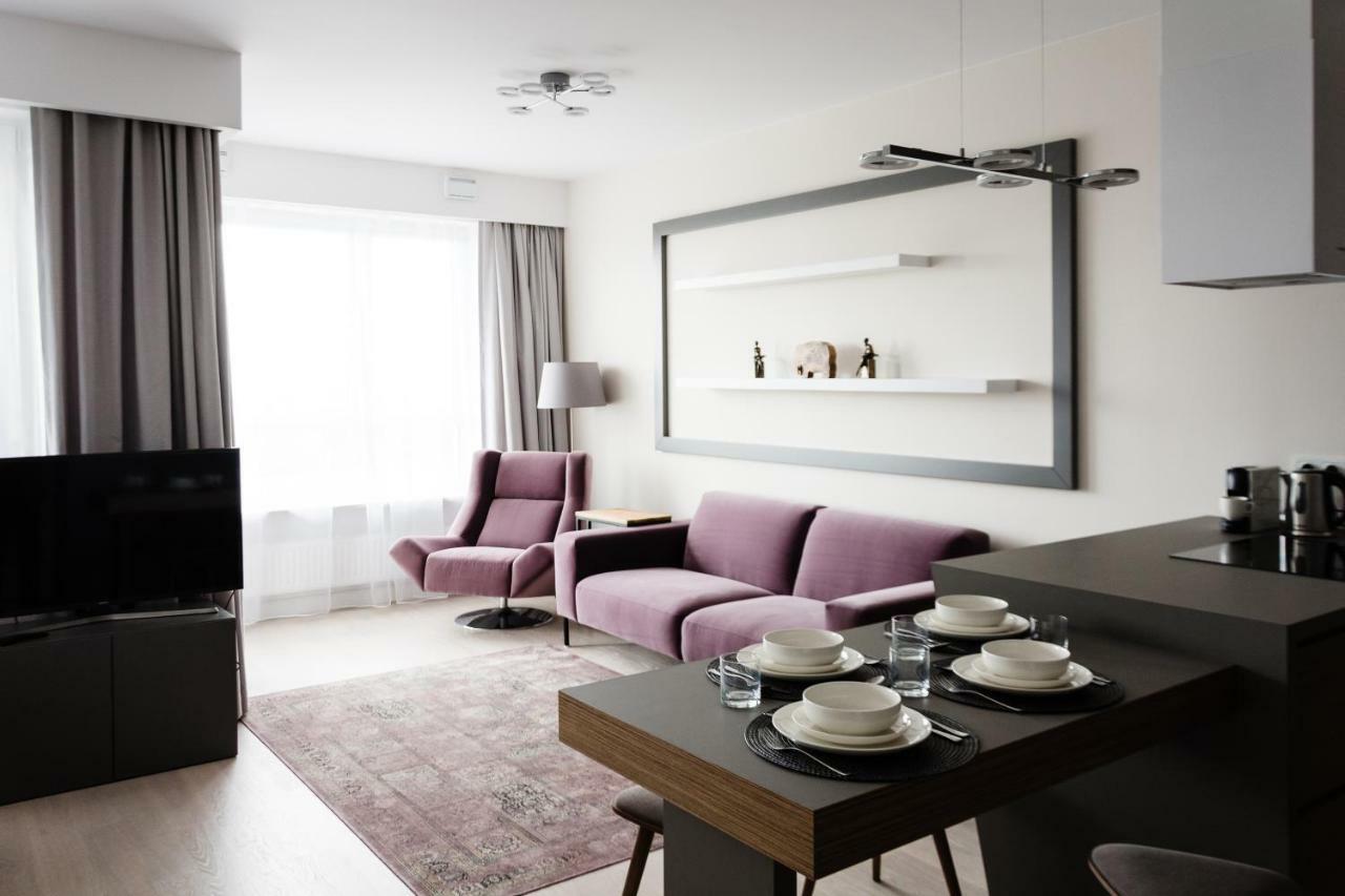 Luxlux Apartments Metro Slodowiec Varsóvia Exterior foto